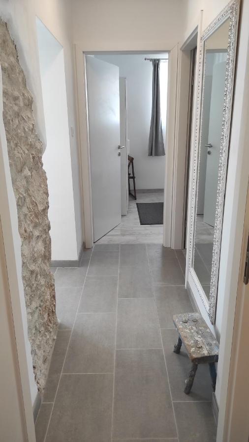 נזרין Apartment Loparina מראה חיצוני תמונה